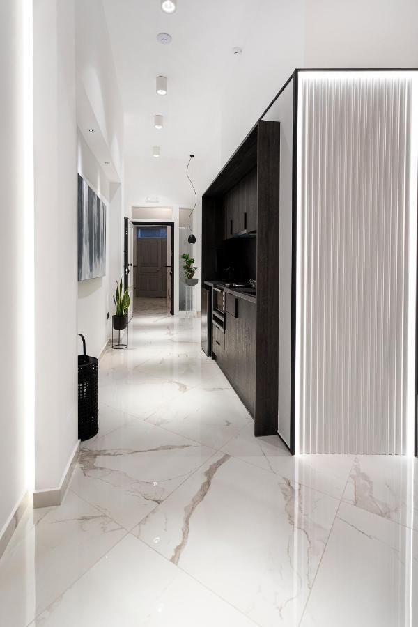 Maison 36 Villa In The Center Of Psyri Athens Luaran gambar