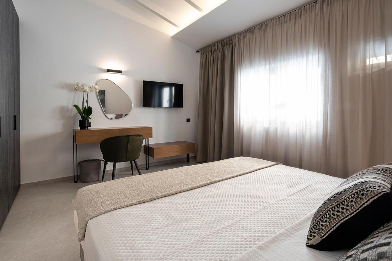 Maison 36 Villa In The Center Of Psyri Athens Luaran gambar